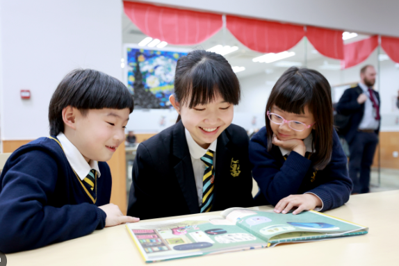 杭州学校积极应对学生读写障碍问题，为孩子提供个性化学习支持