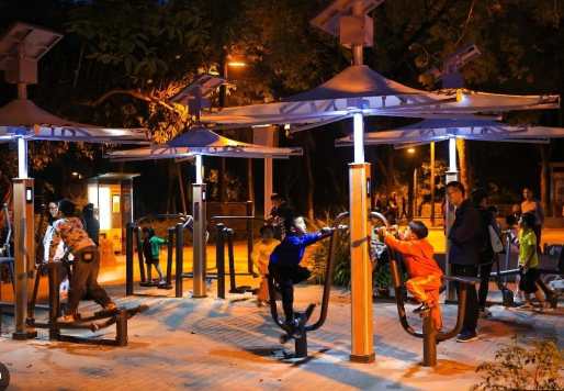 解锁黎明时分的晨练时光！东莞神仙水公园路灯调整，市民安心锻炼